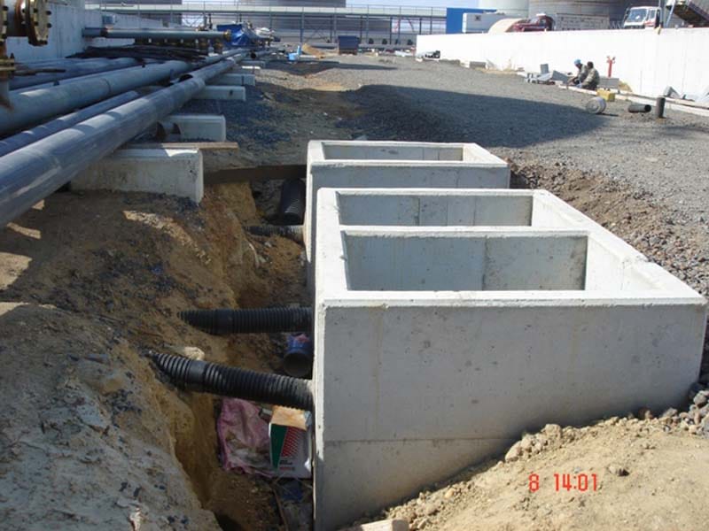 Beton menfez kutularının yerleştirilmesi